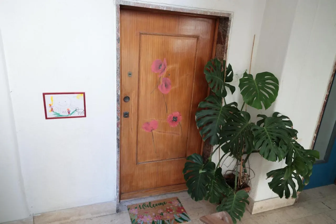 Flower Mini Casa 10 Minuti Dal Mare E Dal Centro Citta Apartment Naples 0*,